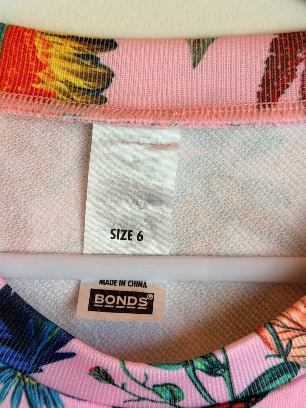 BONDS Pink Floral & Parrot Pullover - Picture 5 of 5